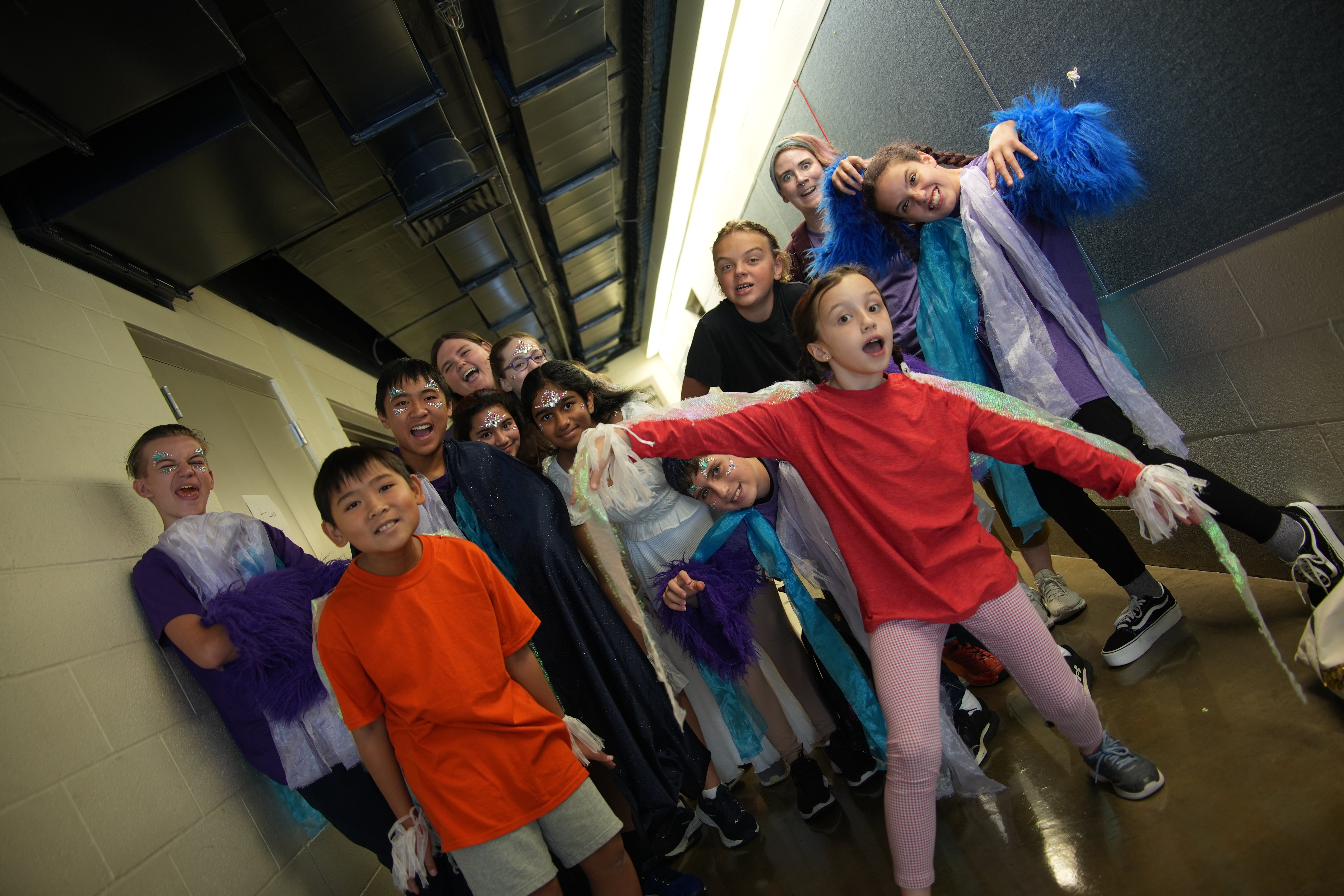 JrCorps 2023 MIDS Backstage BBC DSC03986.JPG